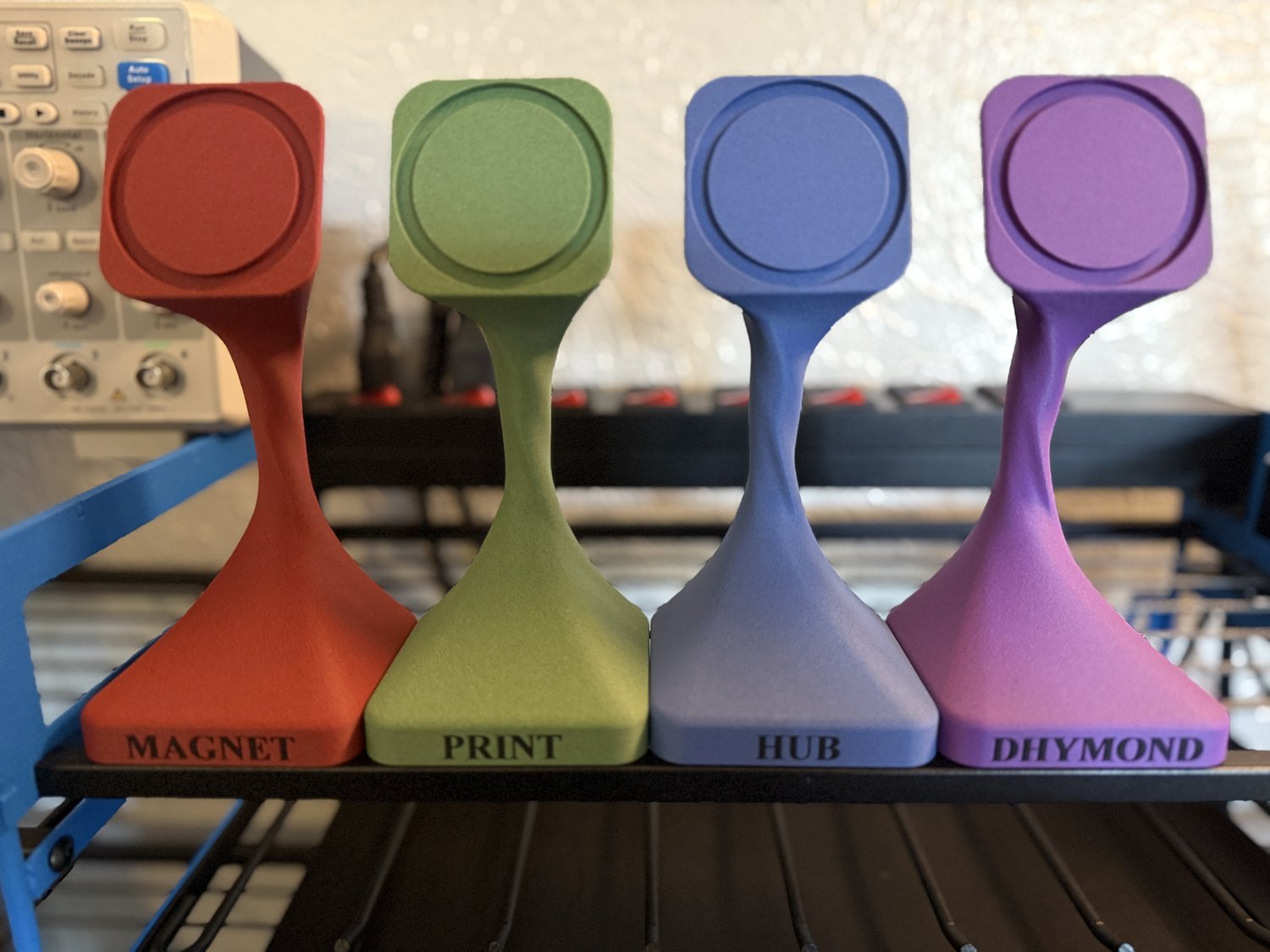 Color lineup of printed MagSafe stands